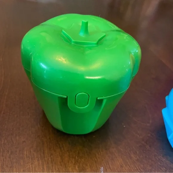 5 pieces Tupperware  Food Storage Set - Picture 3 of 6